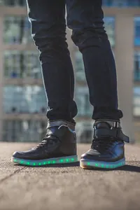 Siyah Işıklı Bilekli Sneaker